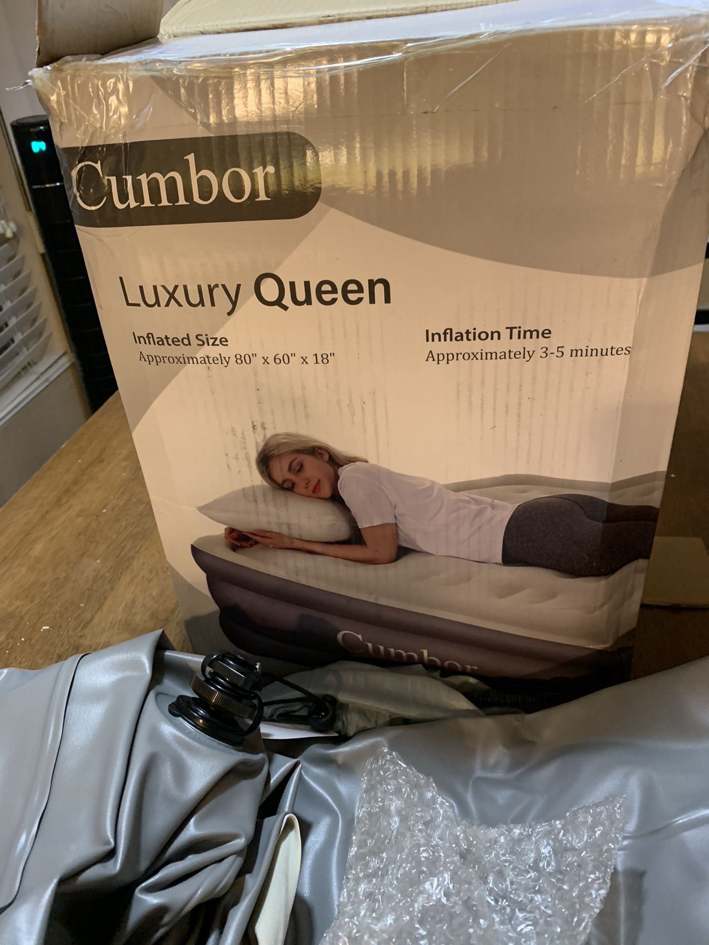 Cumbor Queen Air Mattress with Built-in Pump, Luxury Queen Size Inflatable Airbed with Air Coil Technology - Elevated Raised Double High Air Mattress