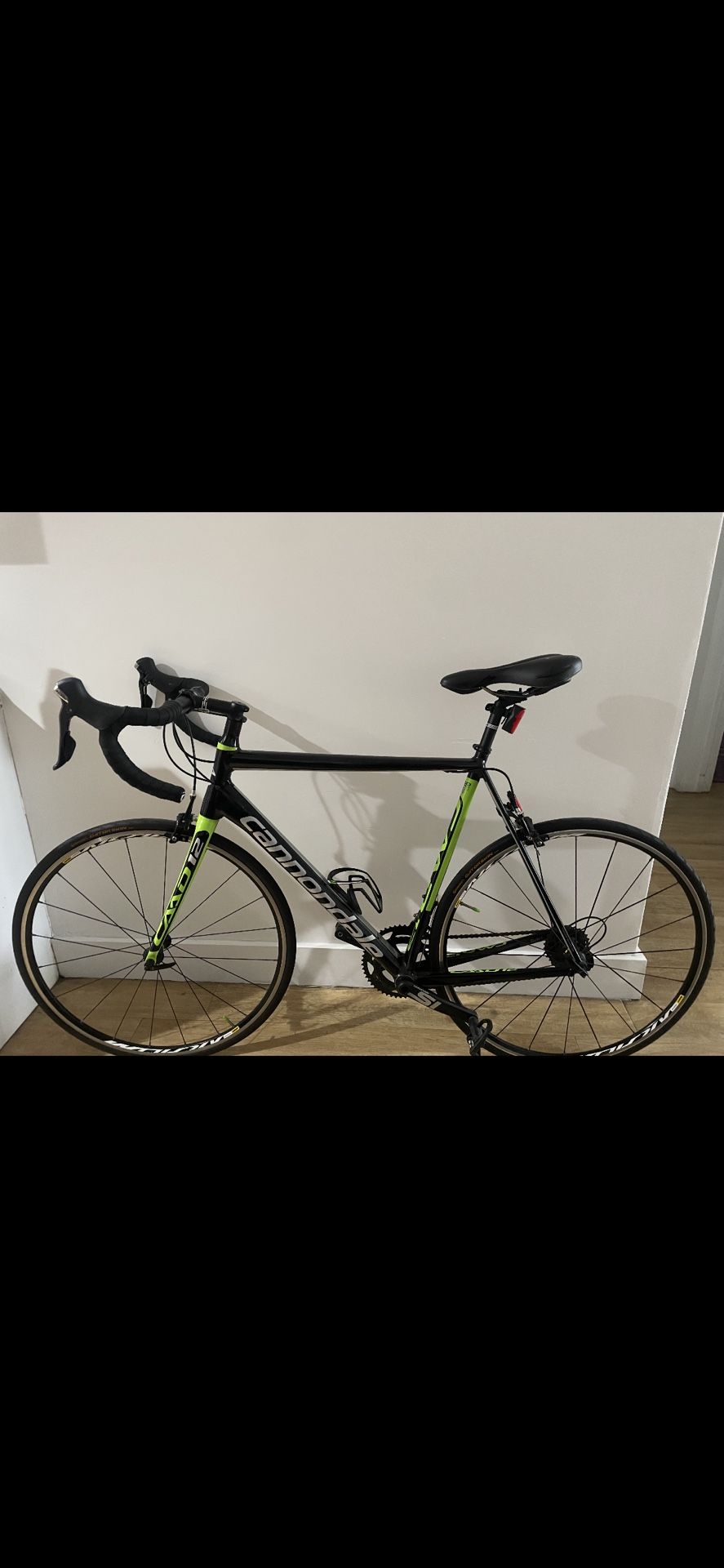 Bicicleta de ruta Cannondale CAAD12 – Shimano 105 – Excelente estado
