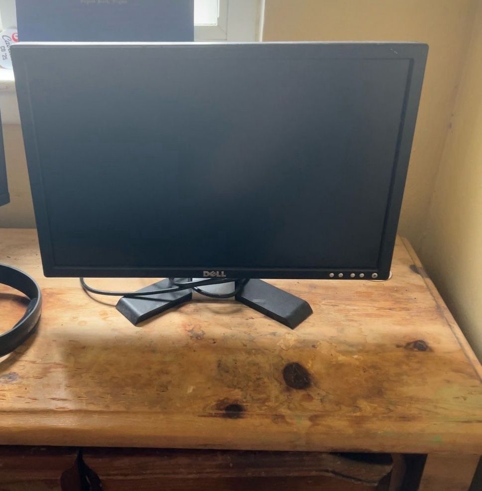 Dell E207WFPc 20-inch Monitor