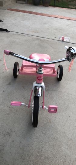Radio flyer tricicle