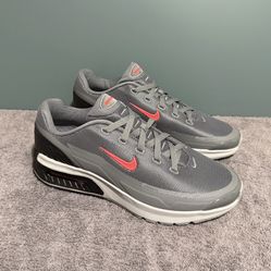 $65 Men’s Nike Air Max Brand New Size 9 (Women’s 10.5)