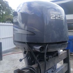 225hp Yamaha Four Stroke Engine 2007yr 
