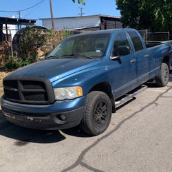 2005 Dodge Crewcab Pickup 