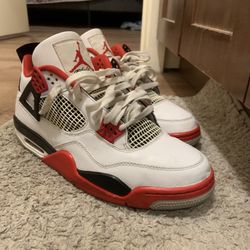 Jordan 4 