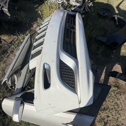 2014-2016 Jeep Grand Cherokee Front Bumper 