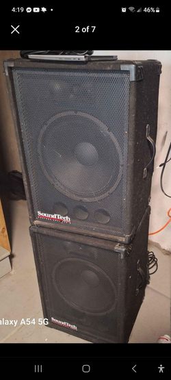2× 15" SoundTech Subwoofer Speakers