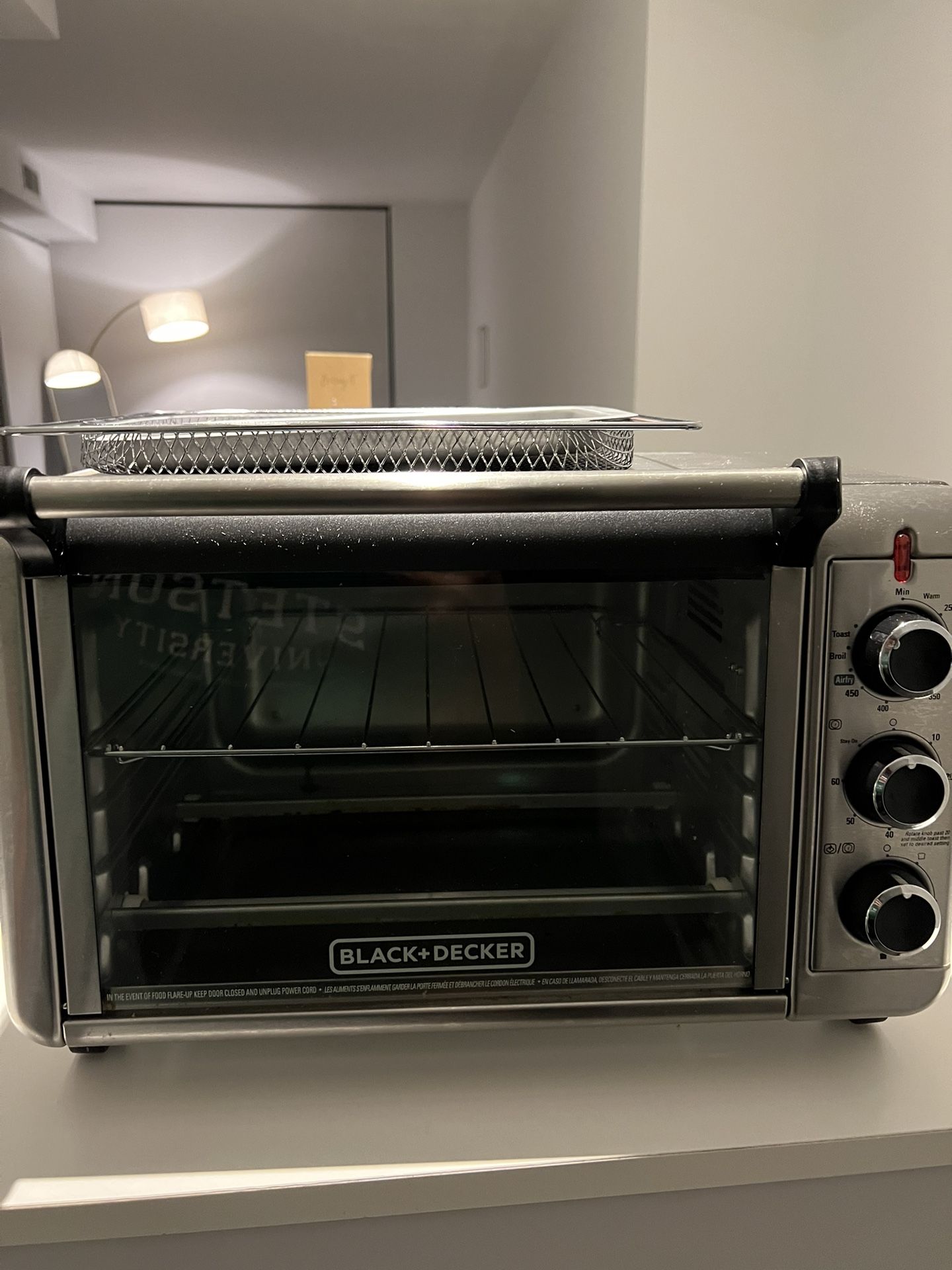 BLACK & DECKER Crisp and Bake Air Fryer Toaster Oven