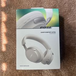 BOSE Quitecomfort Ultra Headphones 