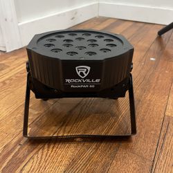 5 Plug In Uplights 