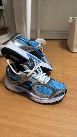 Brand new Nike shoes women 7 women’s