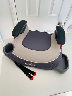 Graco Booster Car Seat • Clean •