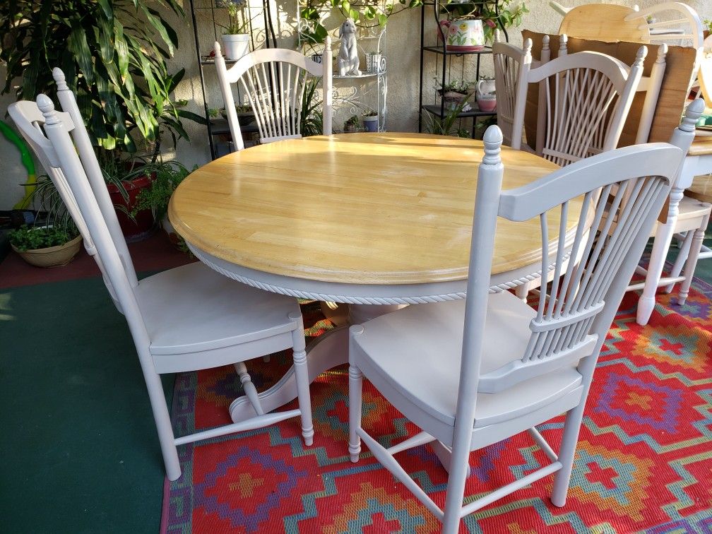 Vintage Dining set- 6 chairs with extension