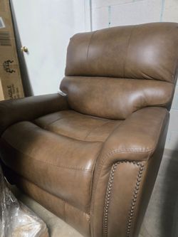 Recliner