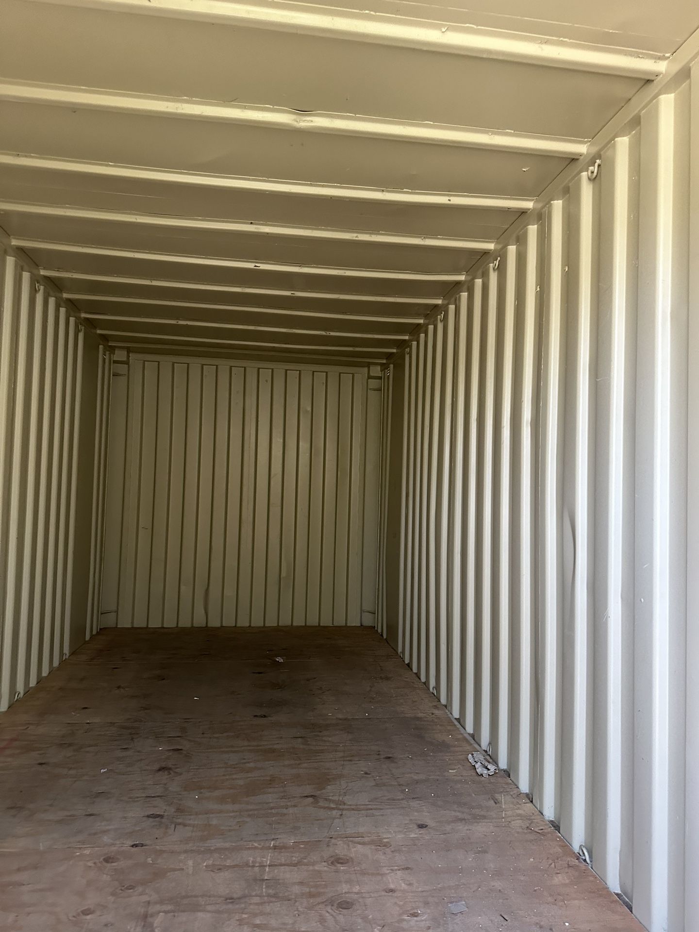 20 Foot Shipping Container/ Conex/ Cargo / Shed /roll up Door