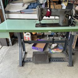 Singer Sewing Machine