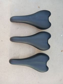 Bike saddles...like new