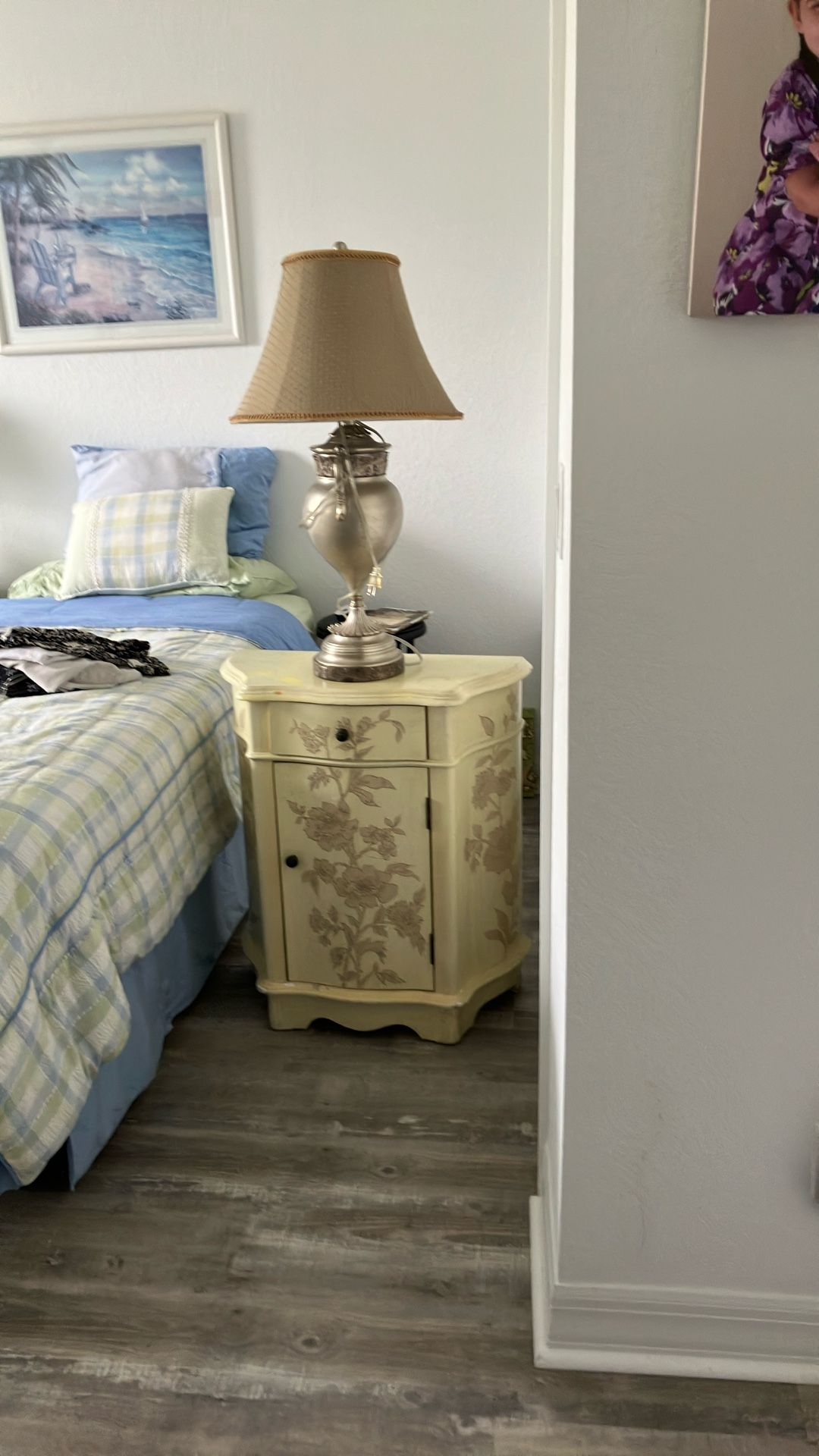 Lamp N End Table