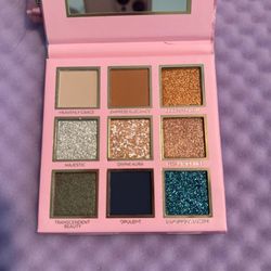 Goddess Eye Shadow Palette