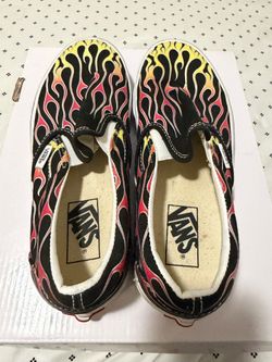 New Vans shoes women 8.5/men 7