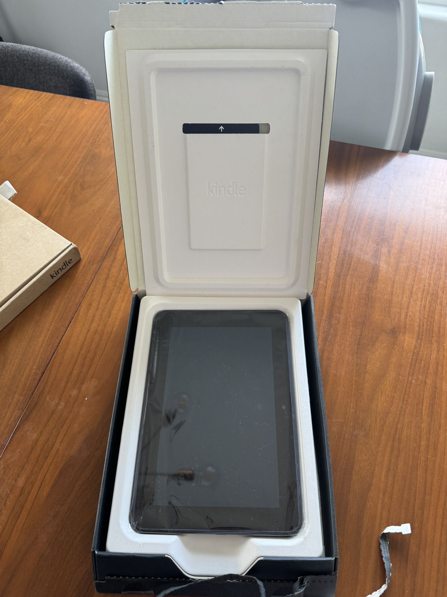 Brand New Black Kindle Fire 8.9 (2nd Gen)