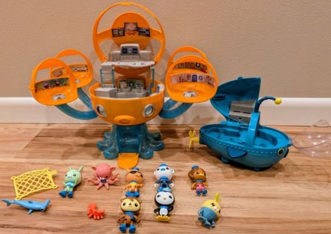 Octonauts Playset And Figures!