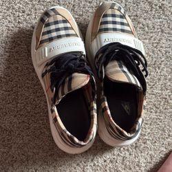burberry size 39.5