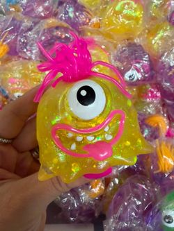 MONSTER SQUISHIES!