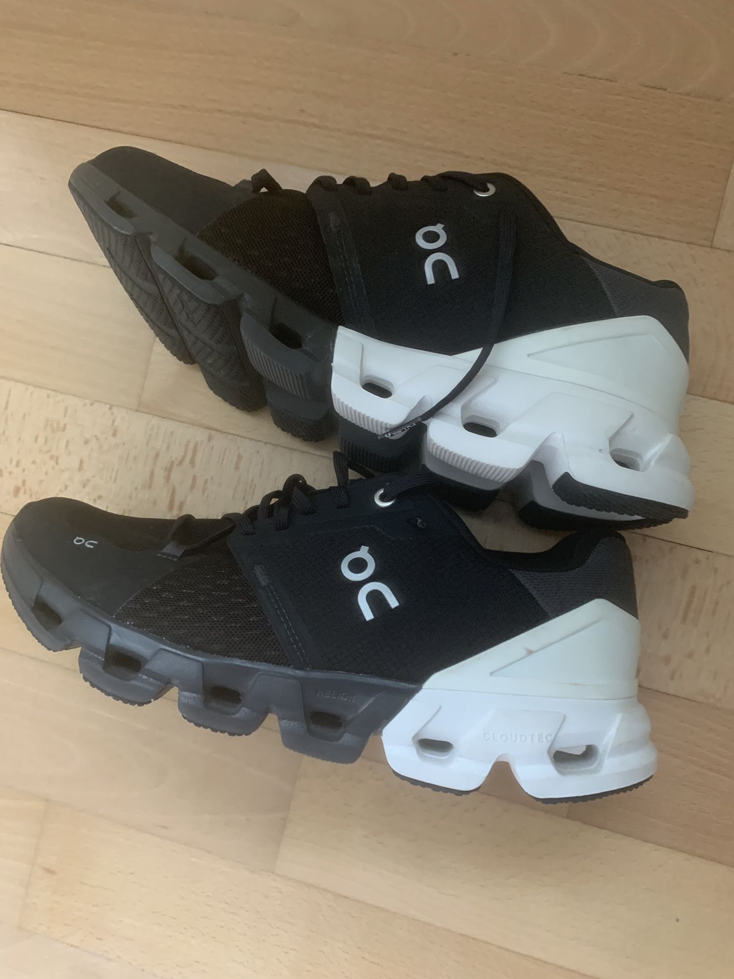 New White And Black Women On Cloud Without Box For Sale