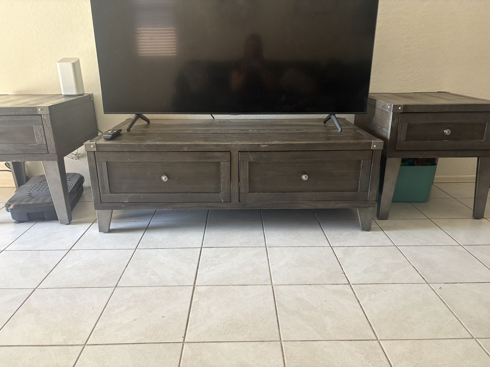 Coffee Table With Matching End Tables