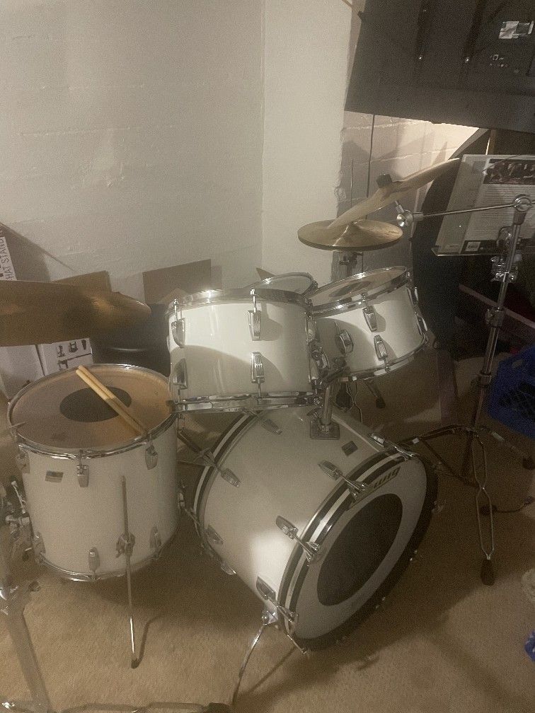Ludwig Vintage 6 Piece Drum Set