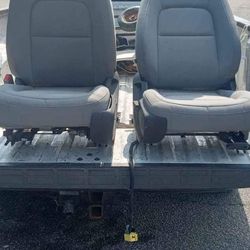 2015 Chevy Colorado Front Seats