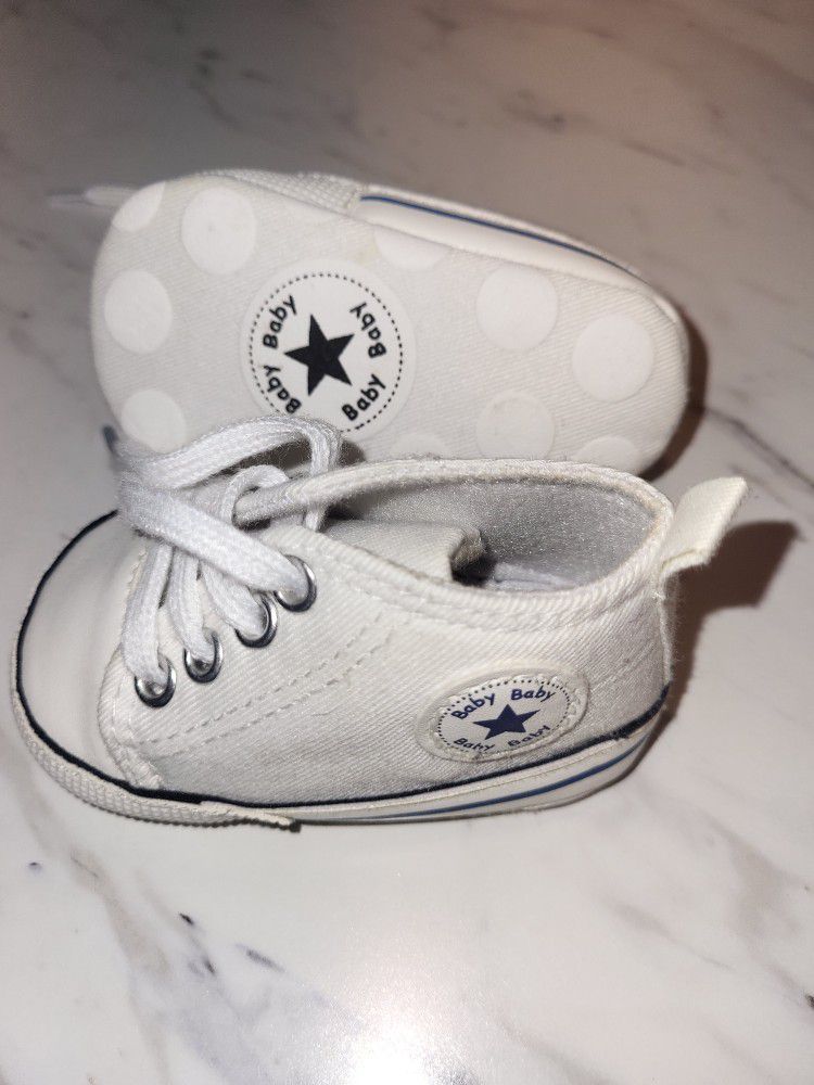 Size 1 Baby Converse 