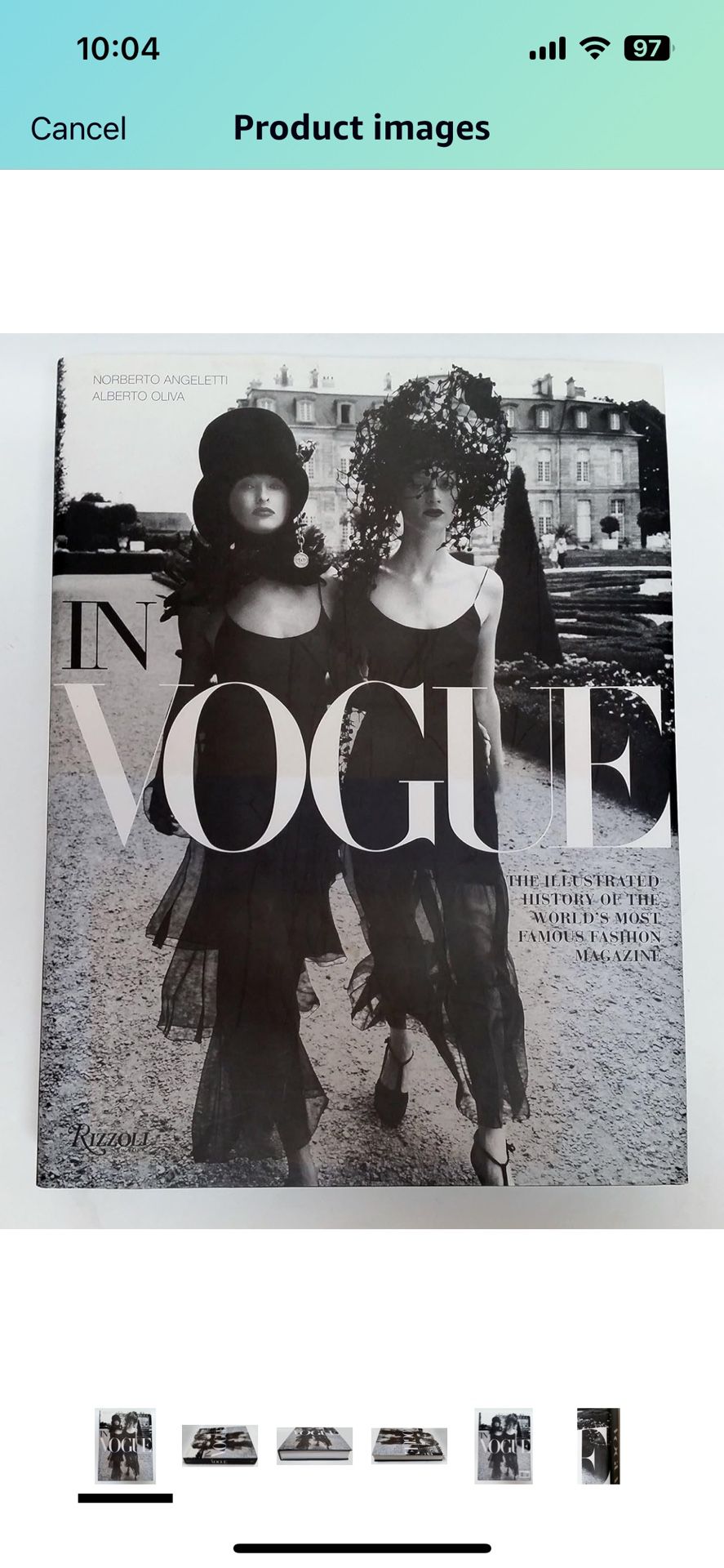 Coffee Table Book In Vogue An Illustrated History Of The Worlds Most Famous Fashion Magazine 