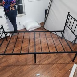 Twin Size Bed With Mattress