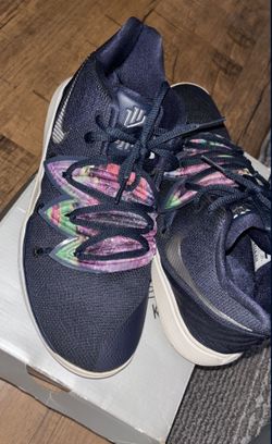 Kyrie 5’s