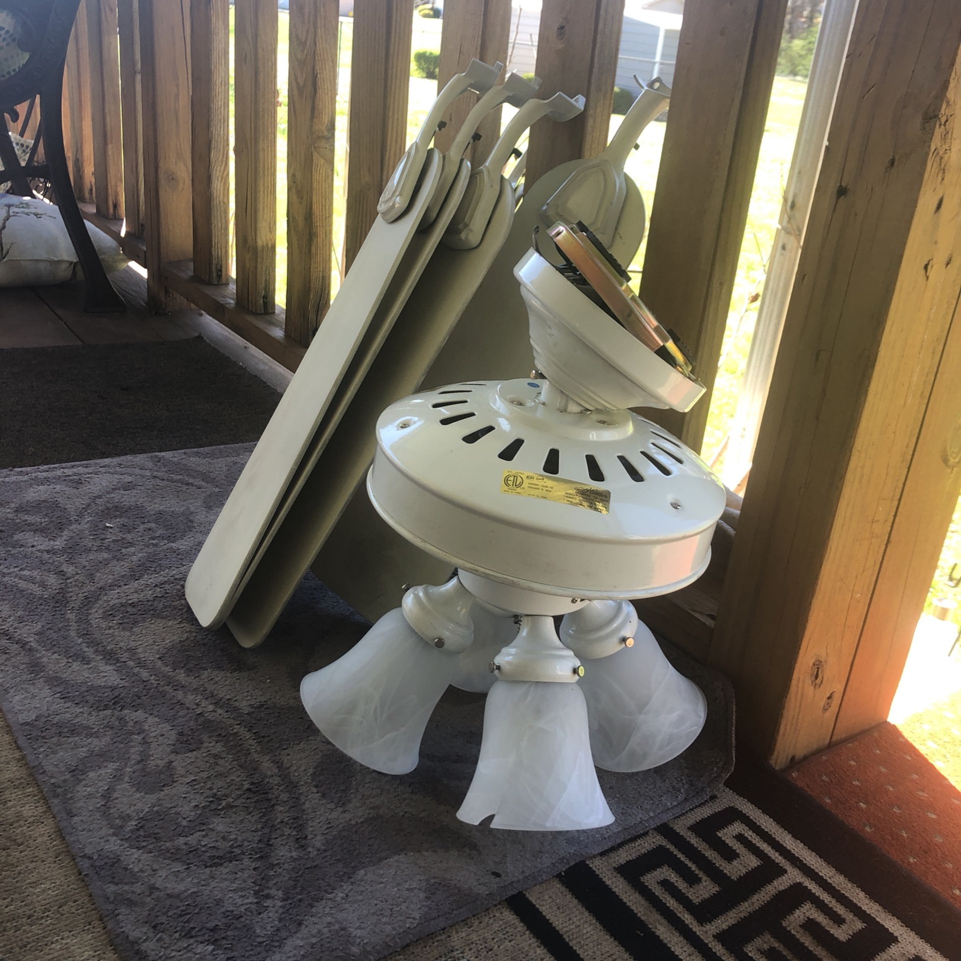 Ceiling Fan 52” White