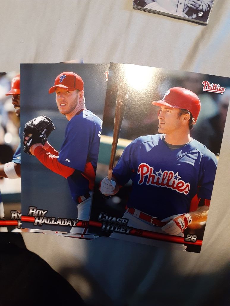 36 /2010 /"BIG"PHILLIES BASEBALL CARDS!