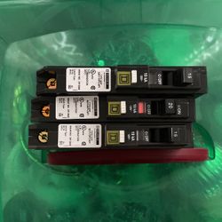 Square D - Q0115PCAFI 15-Amp Single-Pole Plug-On Neutral CAFCI Circuit Breake