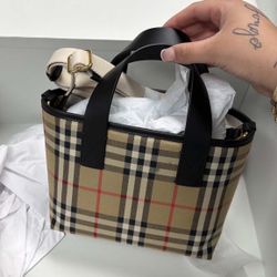 Burberry Bag 