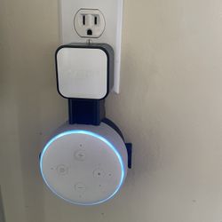 2 Amazon Echo and Cradle