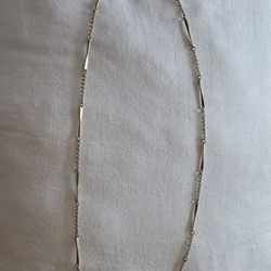 AVON Gold Tone Necklace