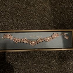 Monet Beautiful Bracelet 