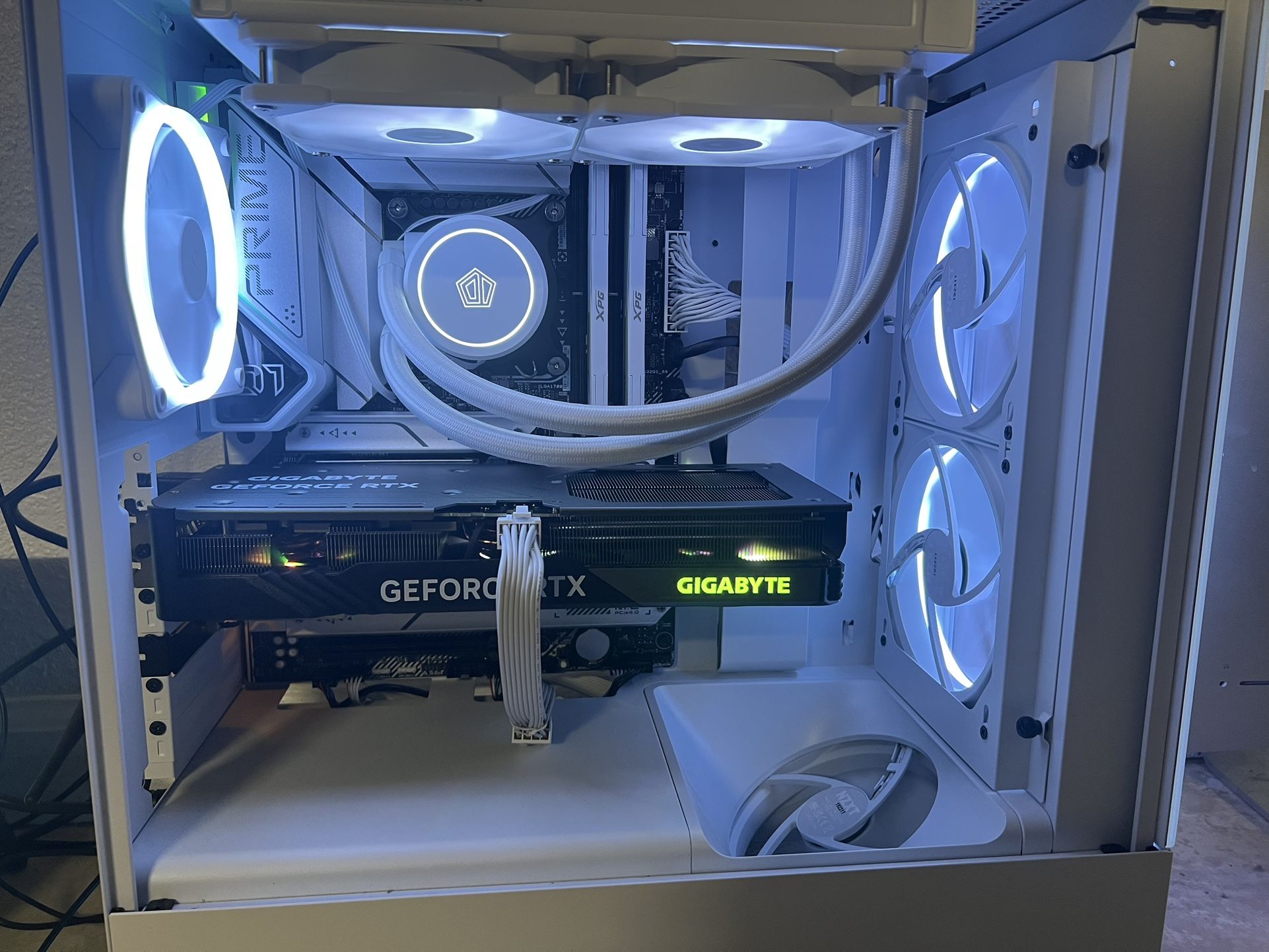 Custom PC i9 12900KF RTX 4070 1TB M.2 32GB DDR5
