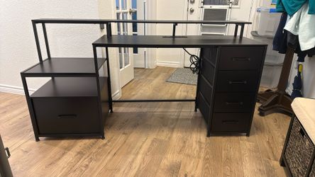 Black Computer Desk with Power Outlet