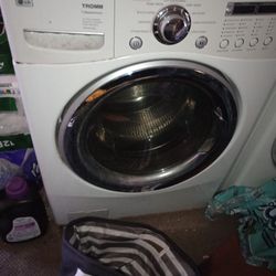 Working Washing Machine And Dryer
