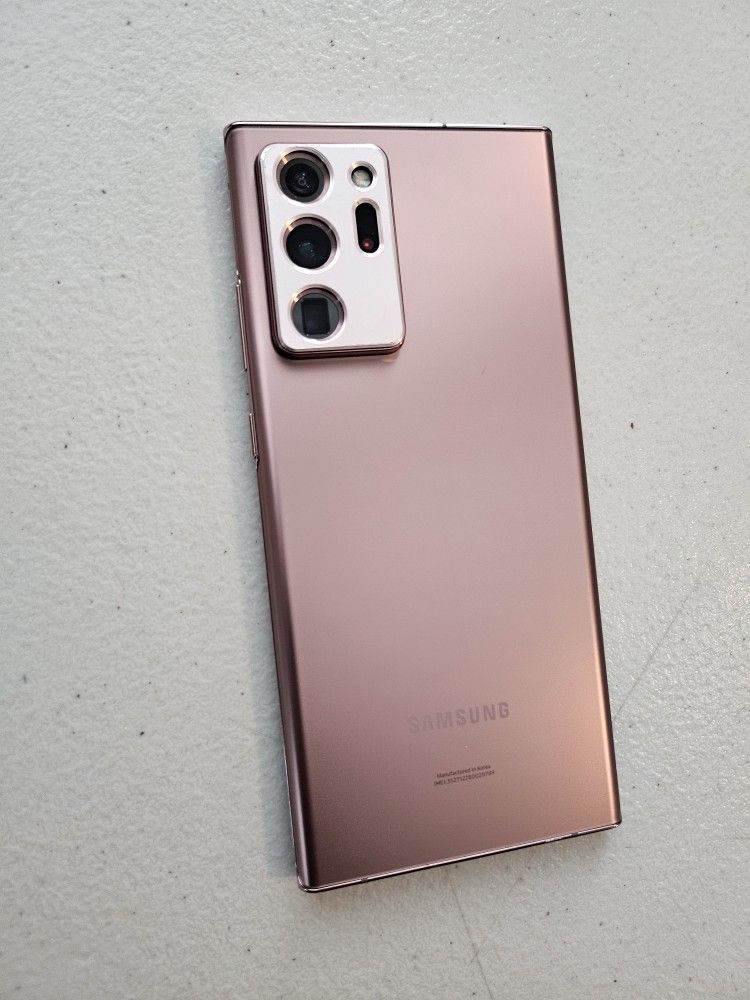 Samsung galaxy NOTE 20 ULTRA 5G 128 GB UNLOCKED Work very well perfect condition. 