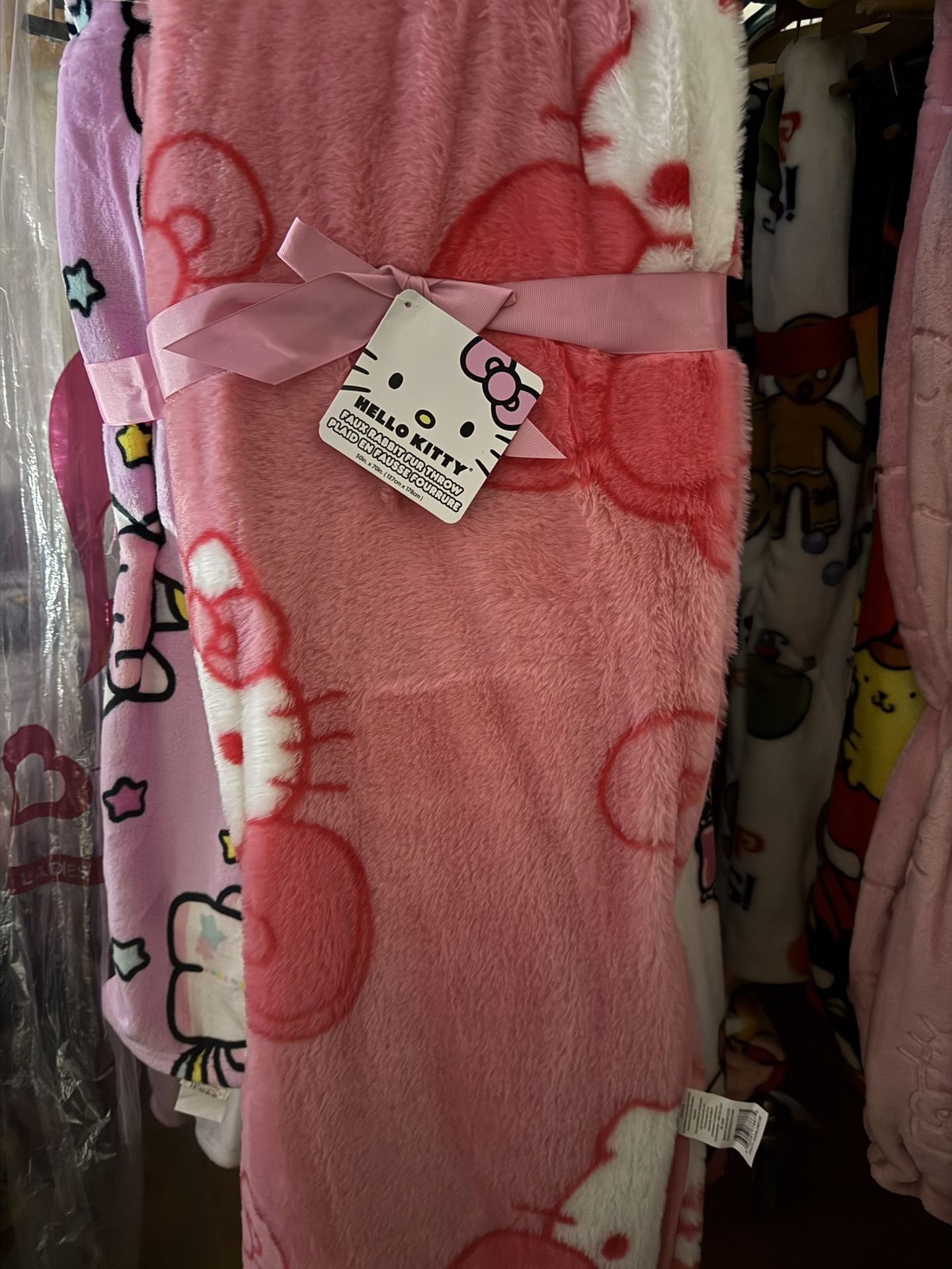 Hello Kitty Bow Faux Fur Blanket