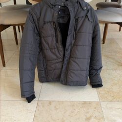 Puffer jacket (Y 18/20) like new