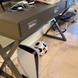 Office Desk with 3 Drawers – MUST GO ASAP – Oviedo Pickup