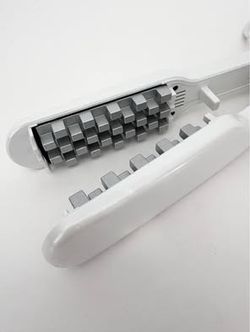 Voloom Hair Texturizer Volumizer Crimper Iron